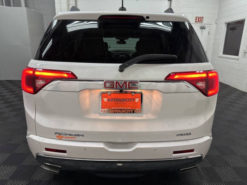 2019 GMC Acadia Denali