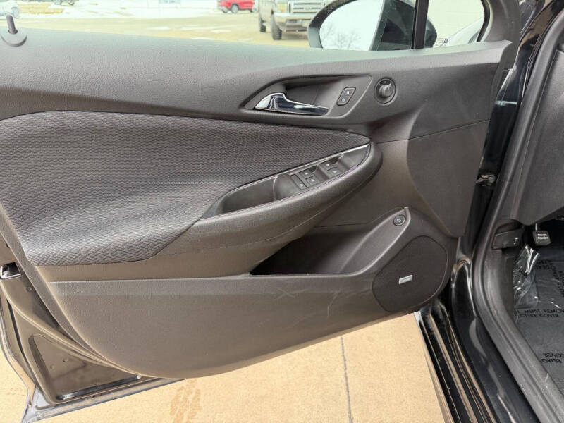 2018 Chevrolet Cruze LT Auto