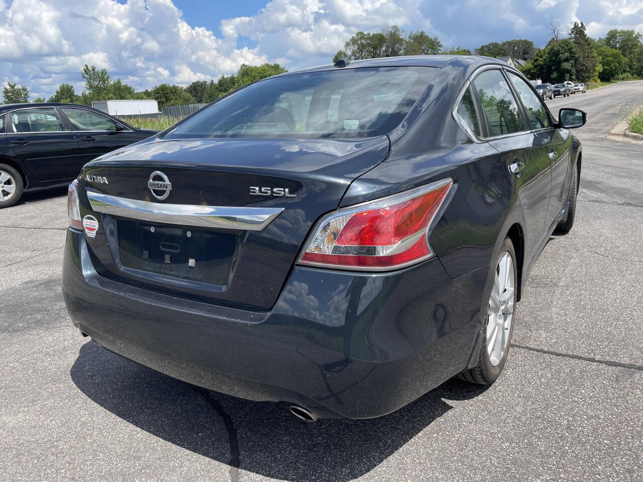 2014 Nissan Altima for sale at Twin Cities Auctions in Elk River, MN