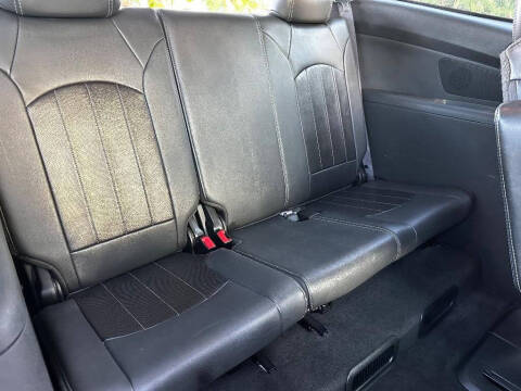 2013 Chevrolet Traverse LTZ