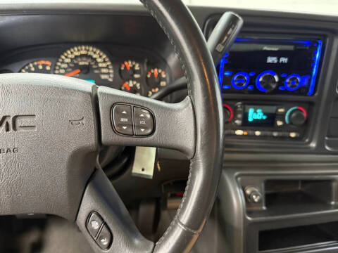 2004 GMC Sierra 2500HD