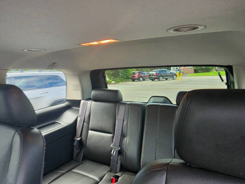 2012 Cadillac Escalade Luxury