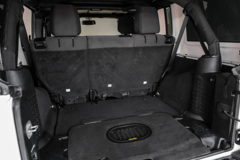 2017 Jeep Wrangler Unlimited Smoky Mountain