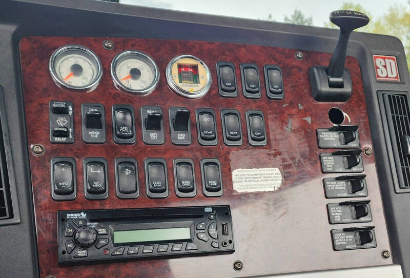 2012 Freightliner CORONADO