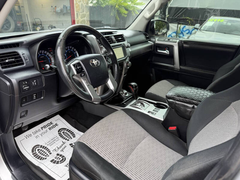2014 Toyota 4Runner SR5