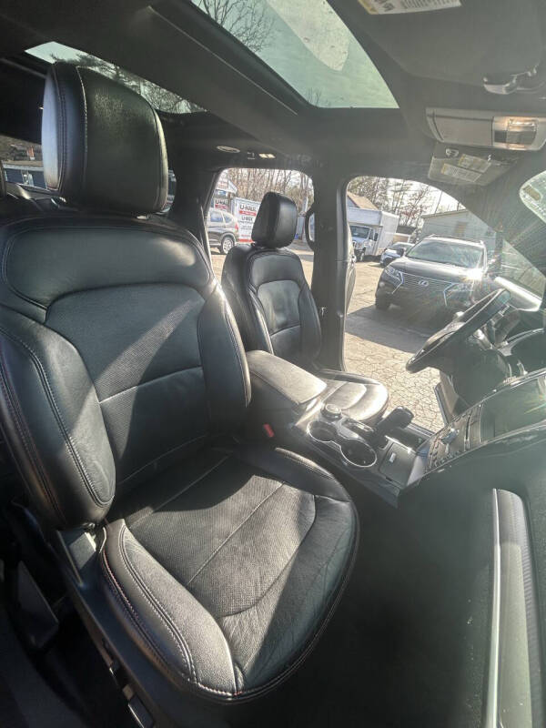 2018 Ford Explorer Sport