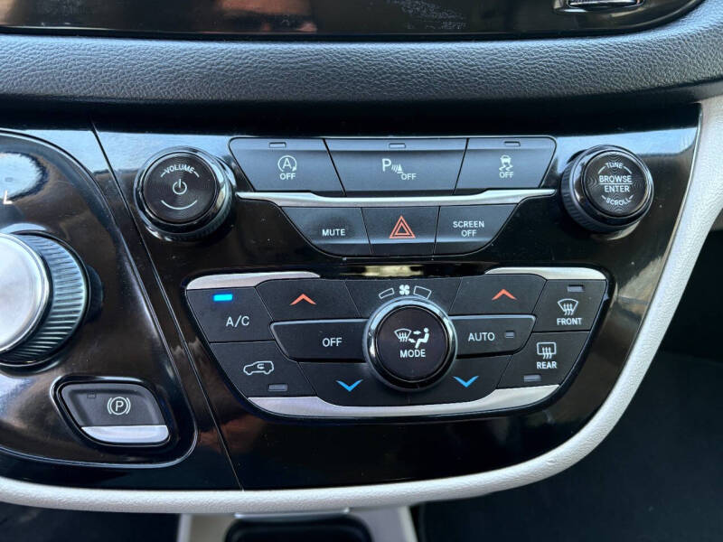 2018 Chrysler Pacifica Touring L