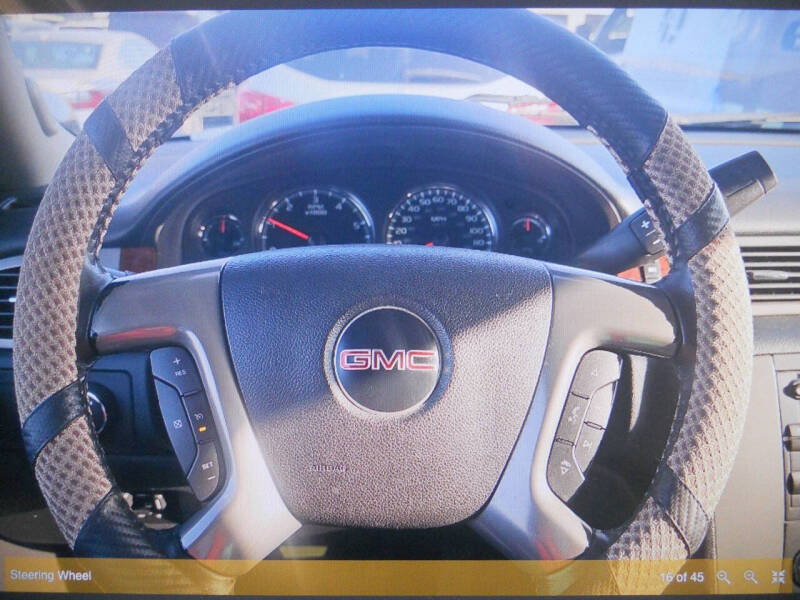 2011 GMC Yukon XL SLT