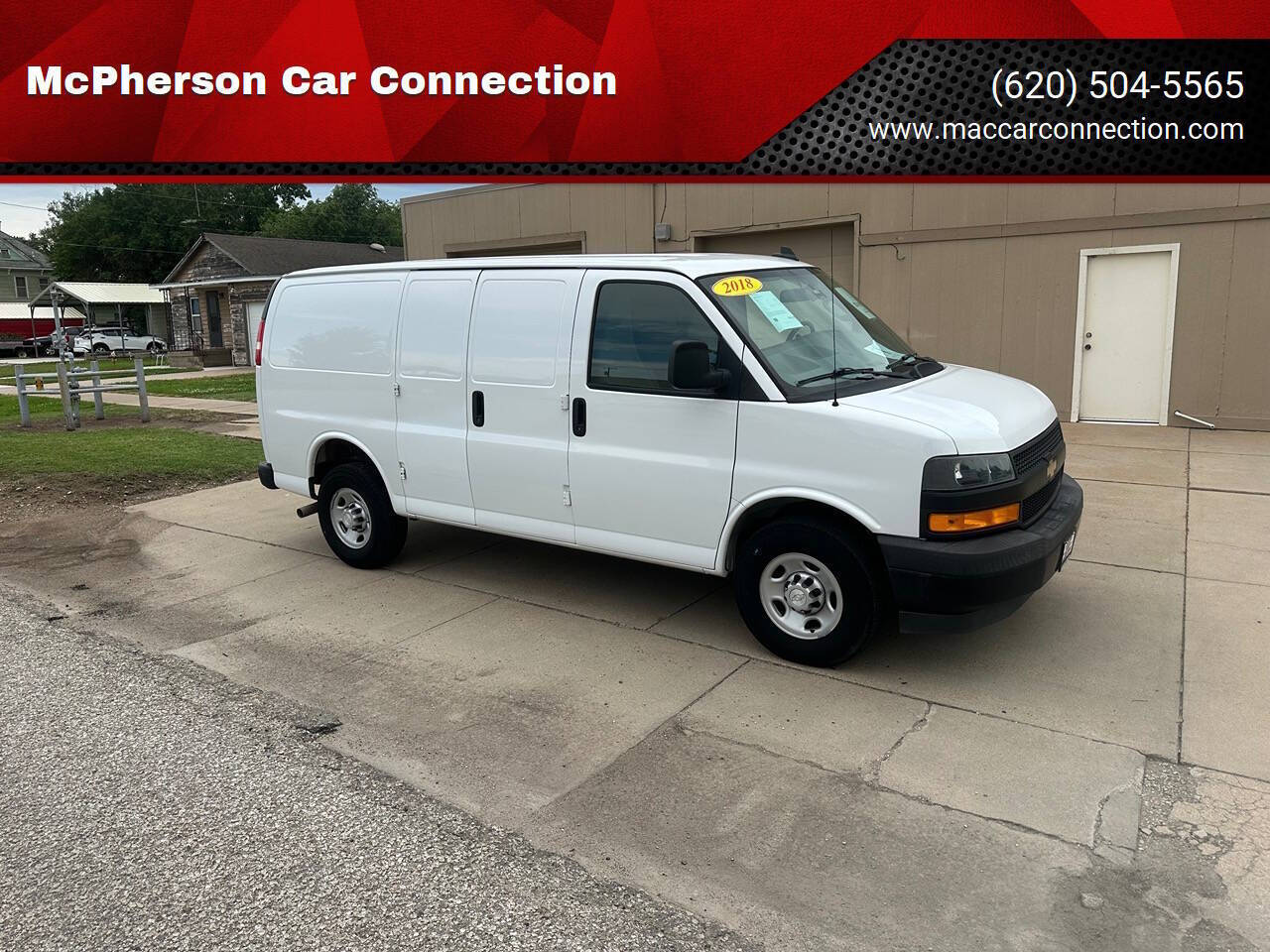 Summit White 2018 Chevrolet Express Cargo Van Rear-Wheel Drive 6-Speed Automatic