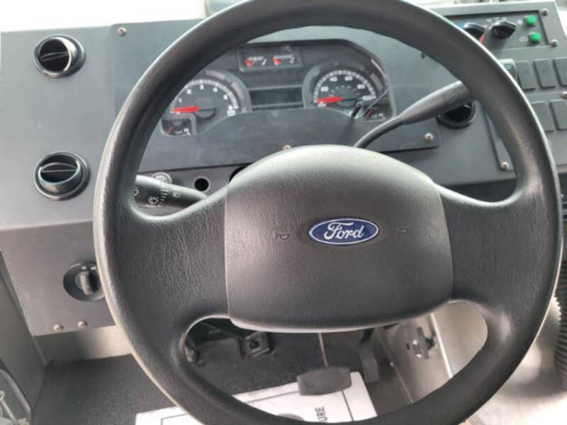2016 Ford E-Series