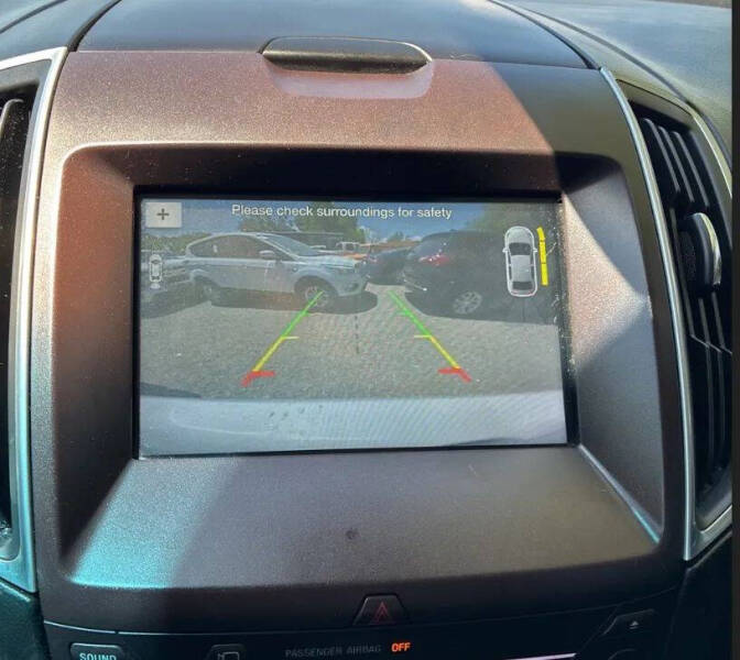 2017 Ford Edge Titanium