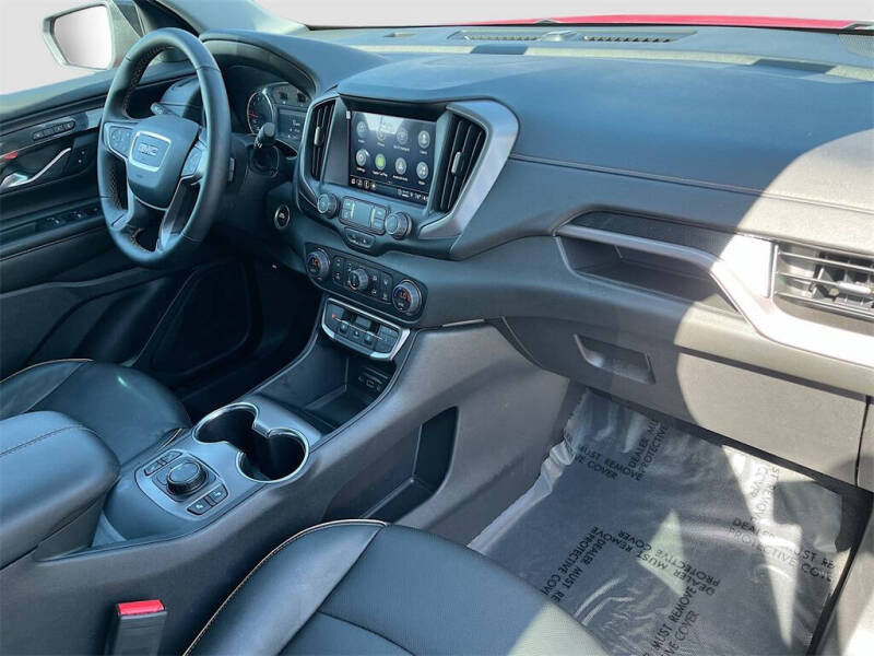 2024 GMC Terrain AT4