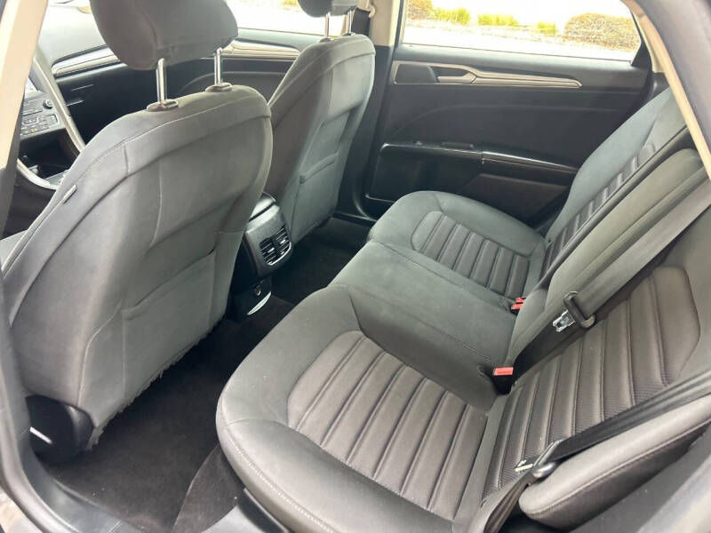 2019 Ford Fusion Hybrid SE