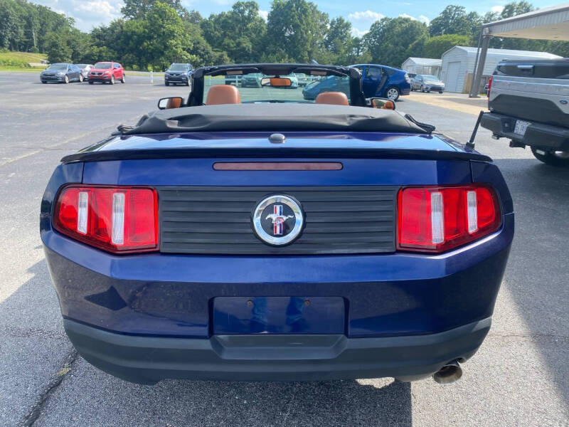 2010 Ford Mustang V6