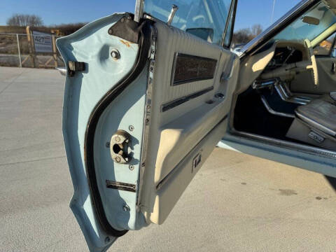 1966 Ford Thunderbird