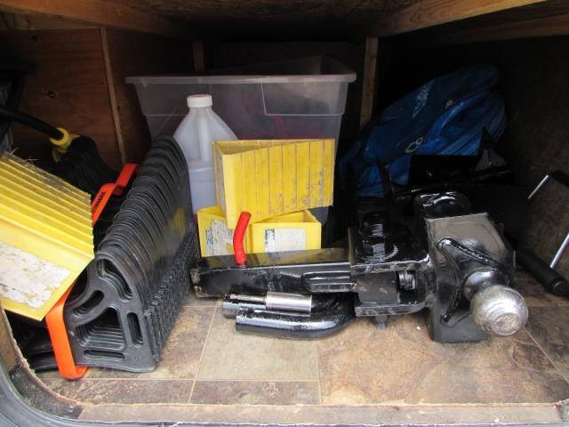 2015 CHEROKEE GREY WOLF