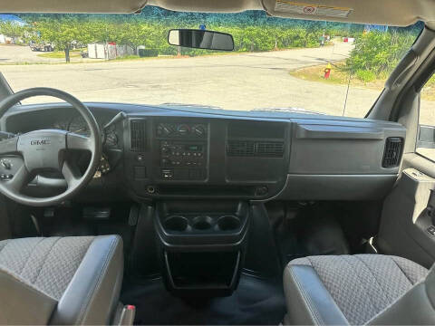 2004 GMC Savana 2500