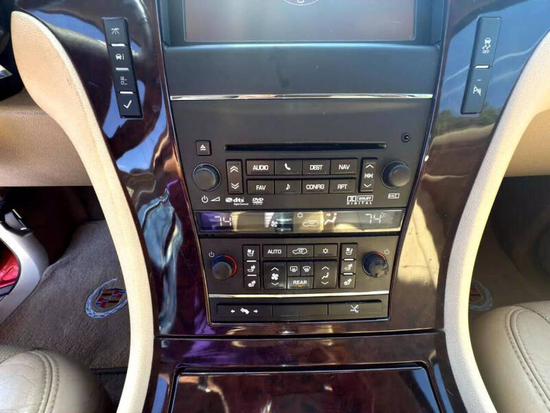 2012 Cadillac Escalade Premium