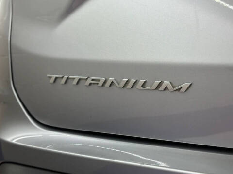 2021 Ford Edge Titanium