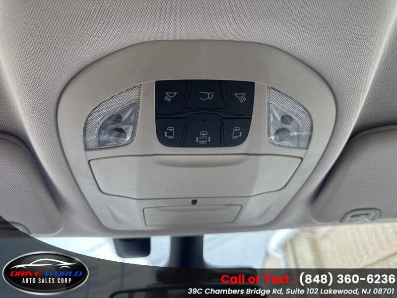 2017 Chrysler Pacifica Touring-L Plus