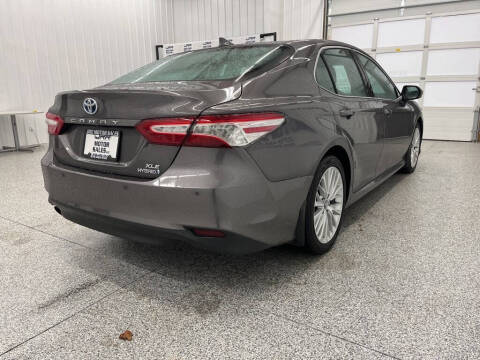 2018 Toyota Camry Hybrid XLE