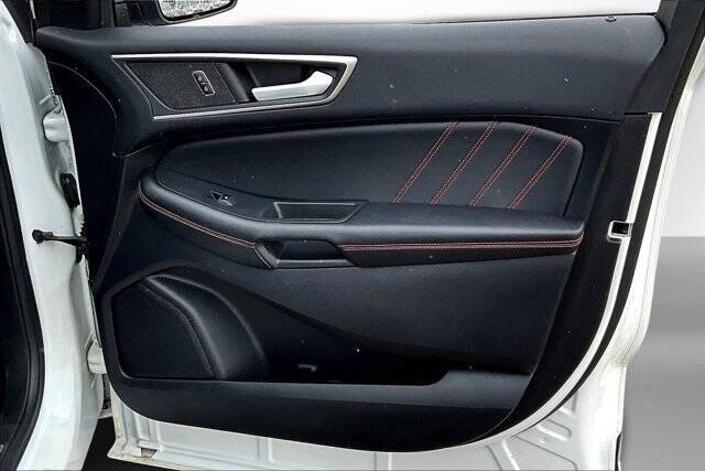 2022 Ford Edge ST-Line