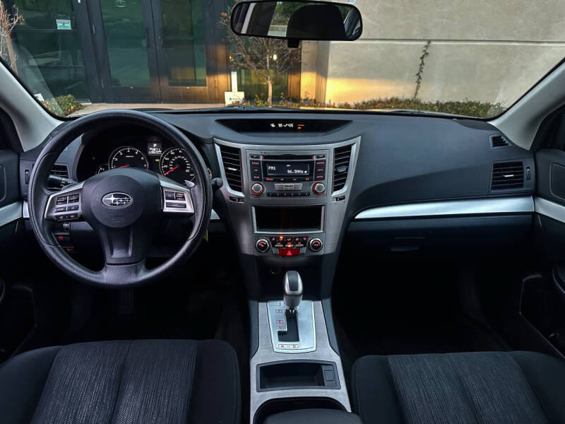 2013 Subaru Legacy 2.5i