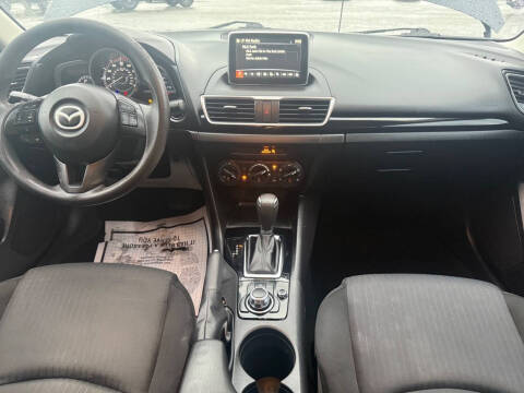2016 Mazda MAZDA3 i Sport