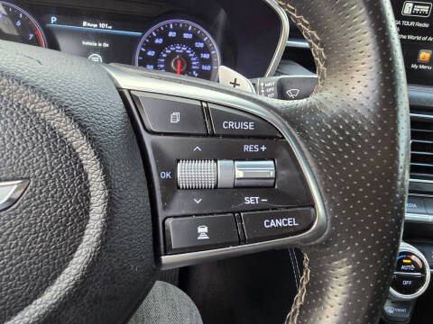 2020 Genesis G70 2.0T