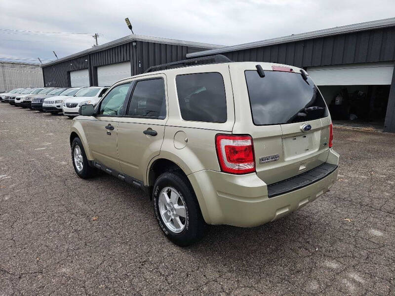 2011 Ford Escape XLT