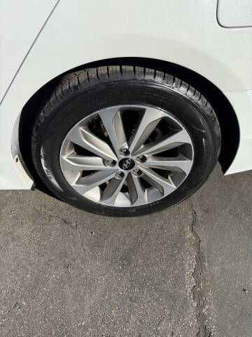 2017 Hyundai Sonata Sport