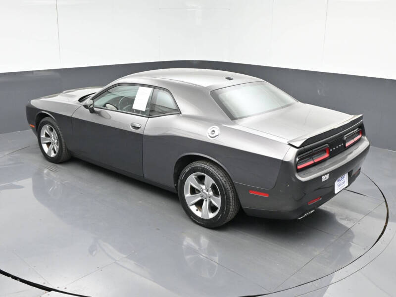2021 Dodge Challenger SXT