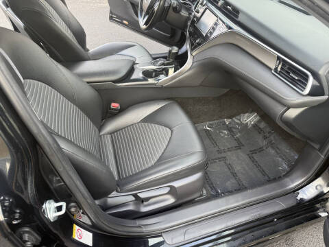 2018 Toyota Camry SE