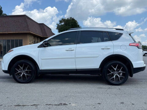 2017 Toyota RAV4 SE