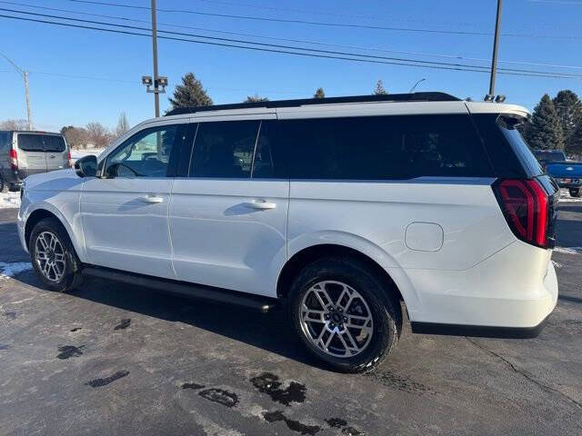 2026 Ford Expedition MAX Active