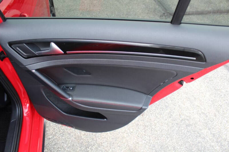 2015 Volkswagen Golf GTI Autobahn