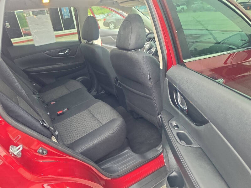 2018 Nissan Rogue SV