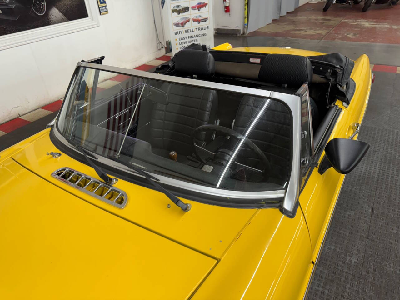 1974 MG MGB 14