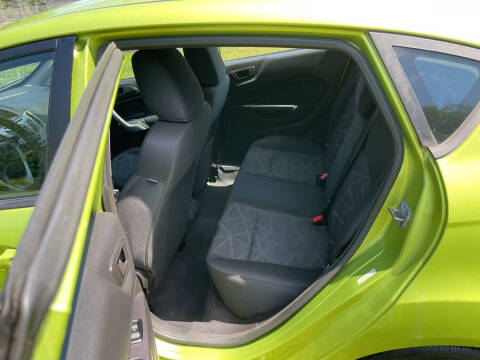 2011 Ford Fiesta SE