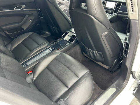 2014 Porsche Panamera