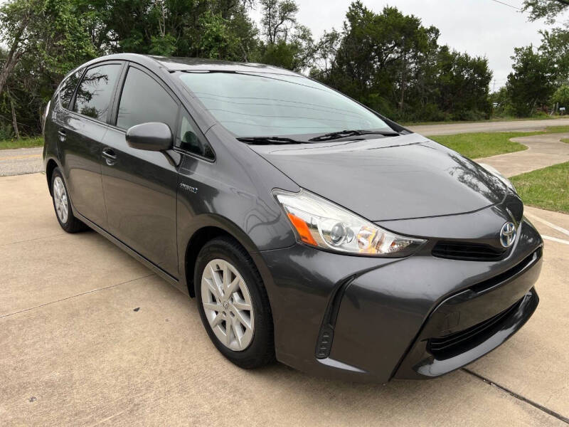2015 Toyota Prius v Five