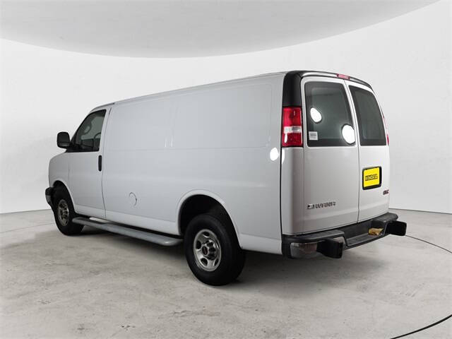 2024 GMC Savana 2500