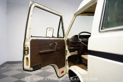 1984 Volkswagen Vanagon Camper