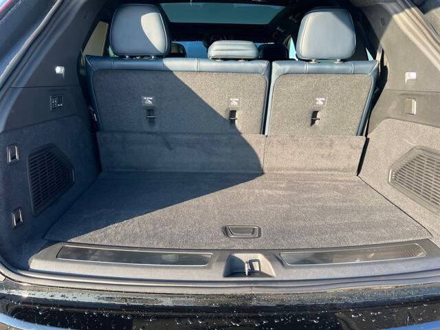 2025 Cadillac Escalade IQ Luxury 2