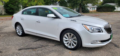 2015 Buick LaCrosse for sale at Unzen Motors in Milbank SD