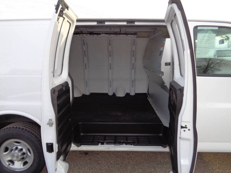 2020 Chevrolet Express 2500