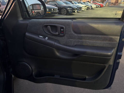 2002 Chevrolet Blazer LS