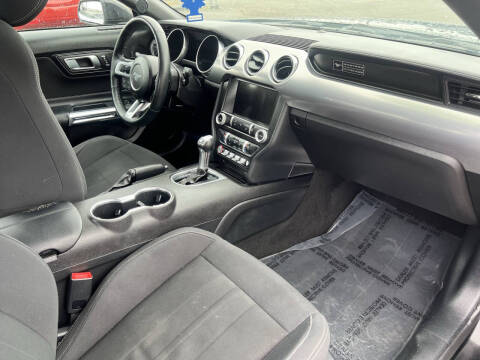 2020 Ford Mustang EcoBoost