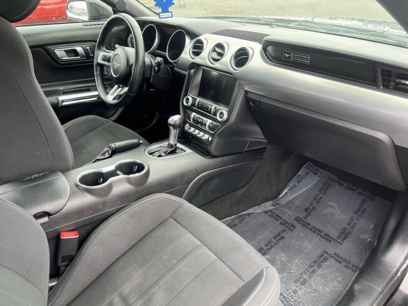 2020 Ford Mustang EcoBoost
