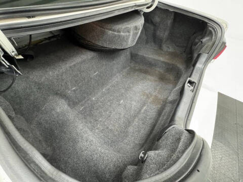 1997 Ford Crown Victoria LX